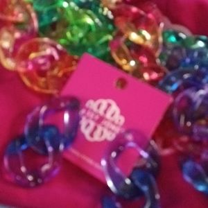 Necklace and earring set